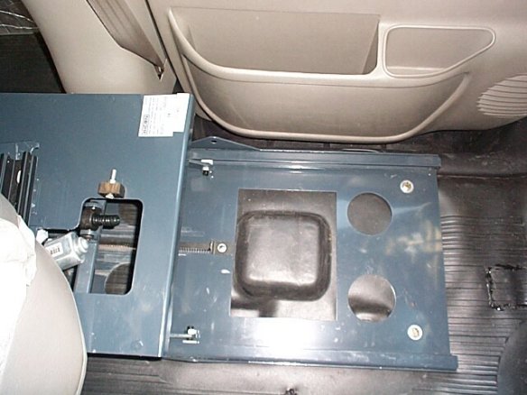 riconseatbaseaircontroller.jpg (48614 bytes)