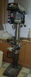 drillpressfront.jpg (52836 bytes)