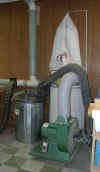 sawdustcollector.jpg (67559 bytes)